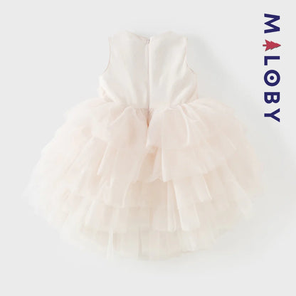 Robe de princesse d'été rose tendre , coupe trapèze, en tulle vaporeux.