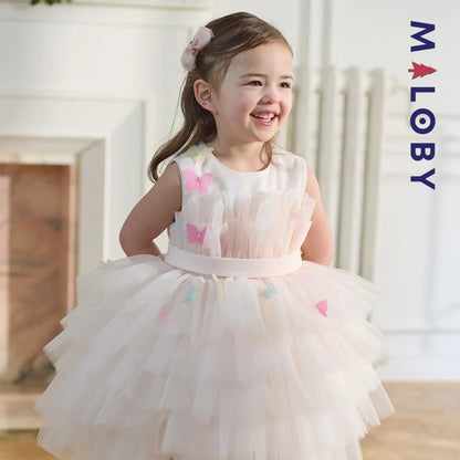 Robe de princesse d'été rose tendre , coupe trapèze, en tulle vaporeux.
