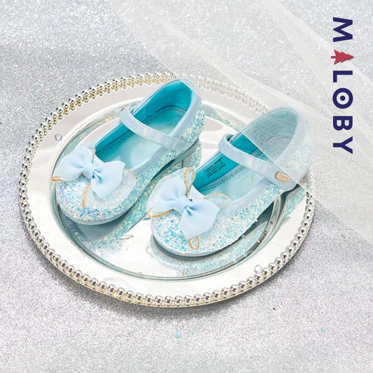 Babies cérémonie à nœud pour fille en bleu ciel, parfait pour les anniversaires et événements spéciaux.
