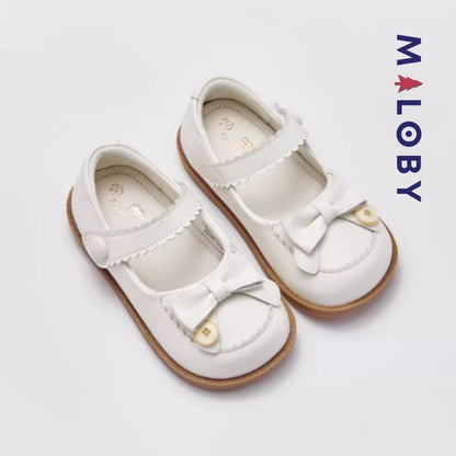 Chaussures en cuir à noeud pour filles, élégantes et confortables pour les petites princesses.