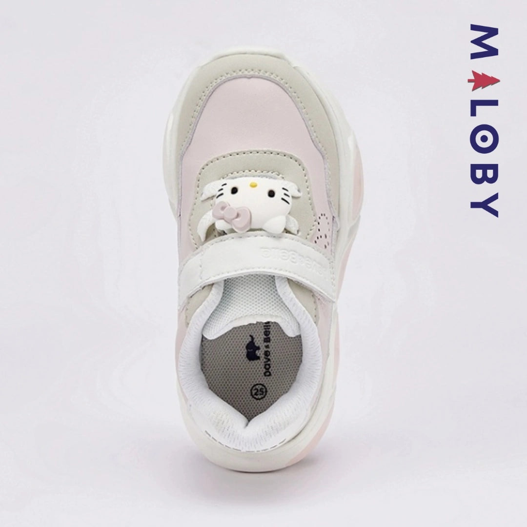 Baskets lumineuses rose avec motif Hello Kitty pour enfants, parfaites pour les anniversaires.