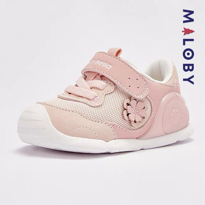 Baskets premier pas bébé fille rose MALOBY, parfaites pour les petites filles en plein apprentissage de la marche.