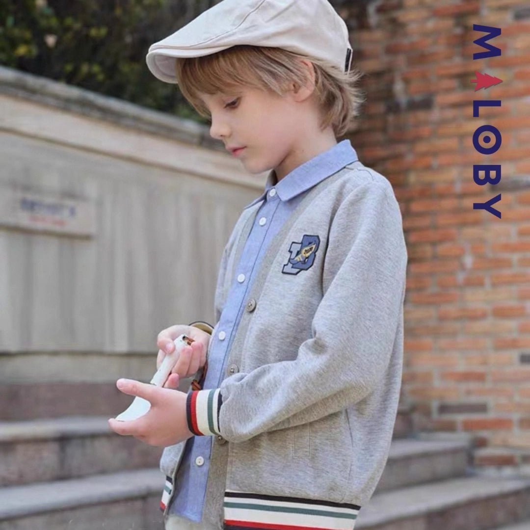 Cardigan chemise intégrée pour garçon, gris, idéal pour les anniversaires et les vêtements d'enfants au Maroc.