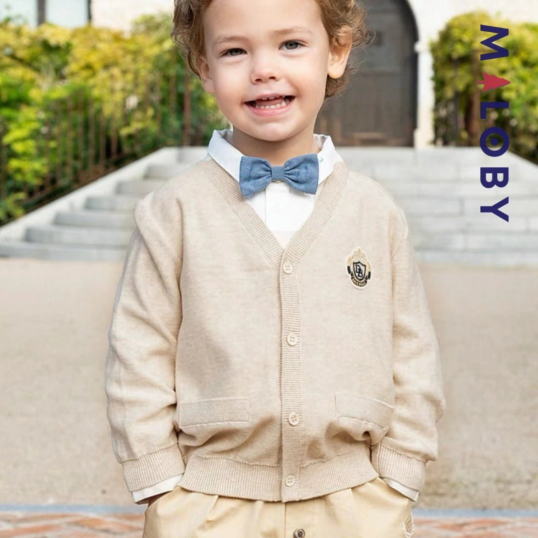 Cardigan en maille beige pour garçon, idéale pour les vêtements d'enfants et les occasions spéciales.
