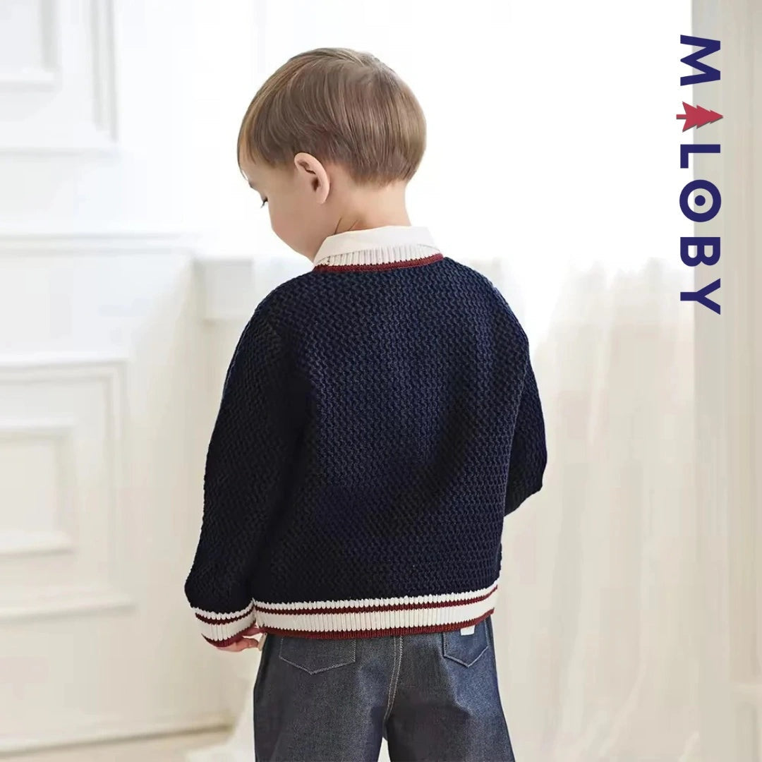 Cardigan en maille marine pour garçon, parfait pour les vêtements enfants au Maroc.