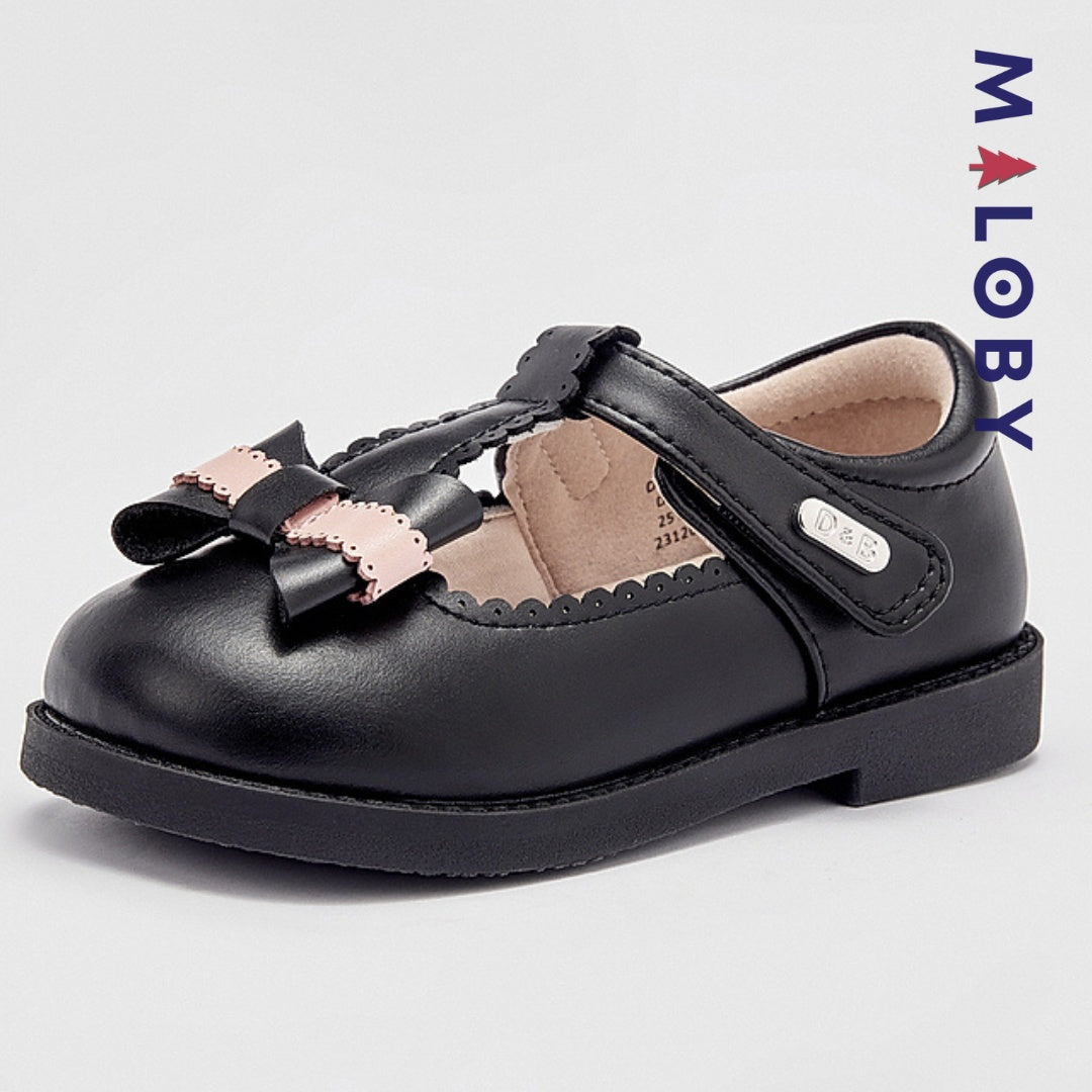 Chaussures noires à nœud pour filles, parfaites pour les anniversaires et les occasions spéciales.