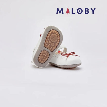 Chaussures premiers pas blanches à noeud pour enfants, idéal pour les anniversaires et occasions spéciales.