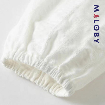 Chemise col claudine blanche en pur coton pour fille, idéale pour occasions spéciales.