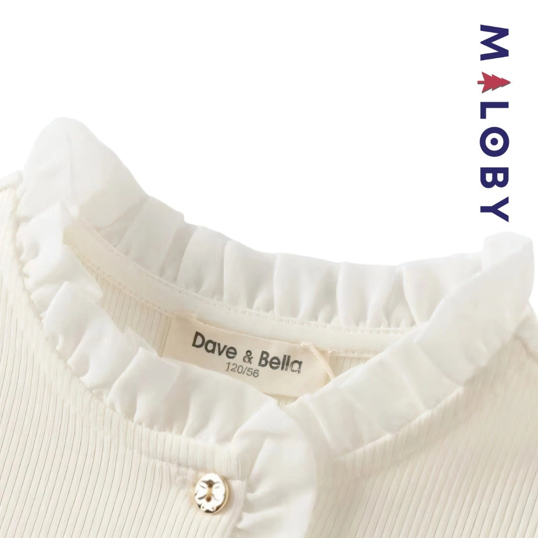 Chemise à col volanté blanche pour fille, idéale pour les occasions spéciales et les anniversaires.