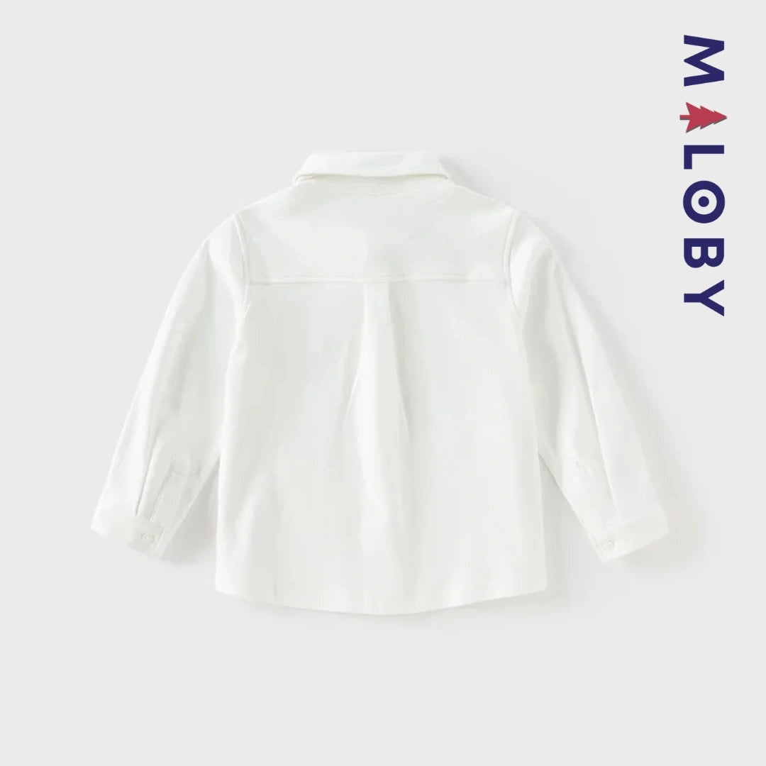 Chemise blanche à nœud papillon pour garçon, parfaite pour les anniversaires et occasions spéciales.
