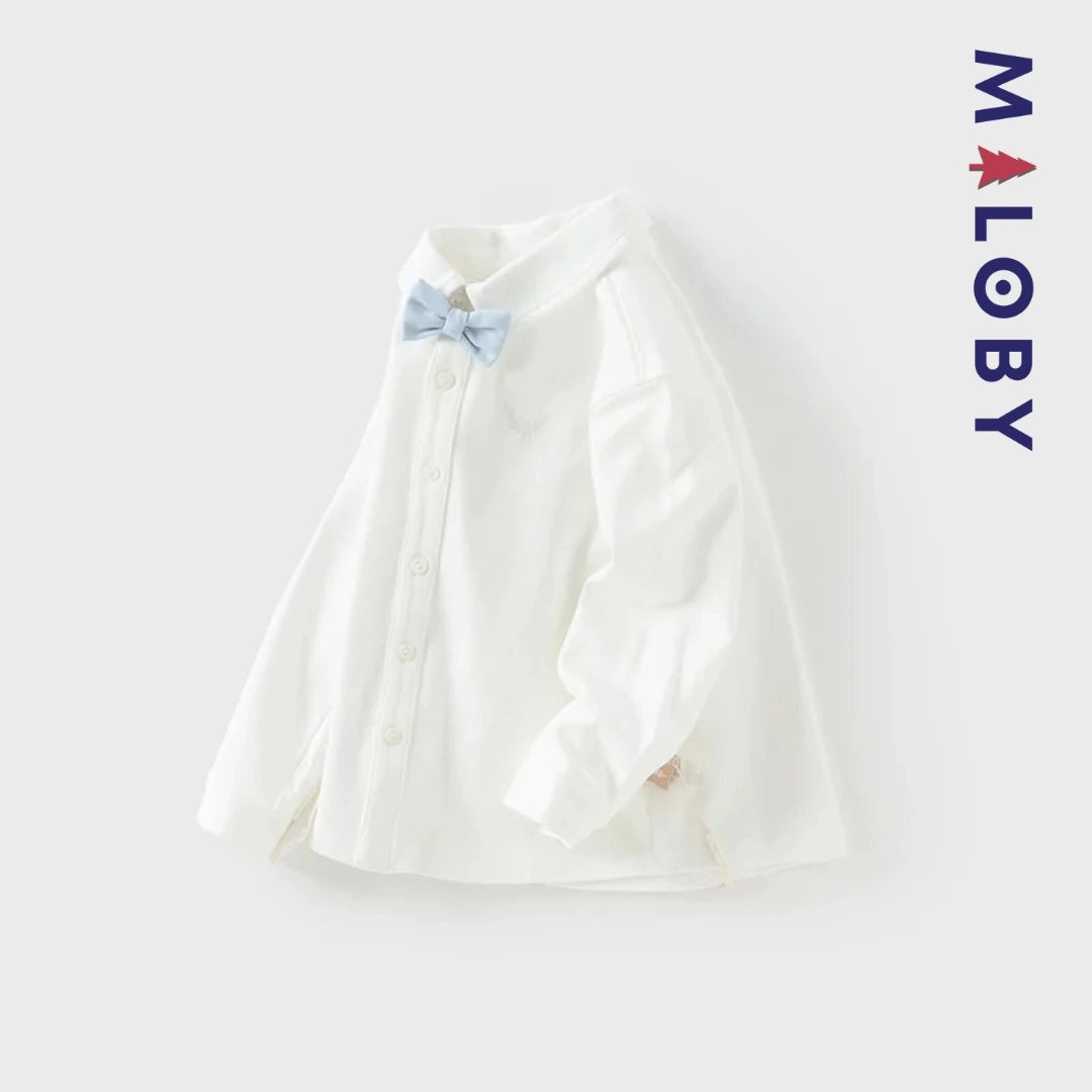 Chemise blanche à nœud papillon pour garçon, parfaite pour les anniversaires et occasions spéciales.