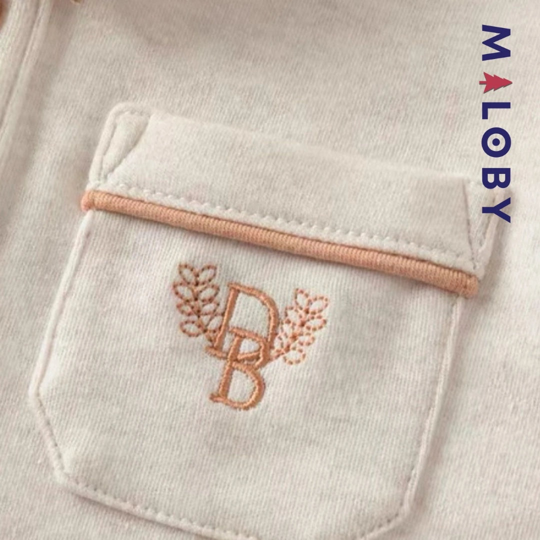 Chemise à nœud papillon pour garçon en kaki clair, parfait pour les célébrations.
