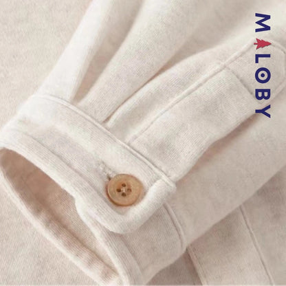 Chemise à nœud papillon pour garçon en kaki clair, parfait pour les célébrations.