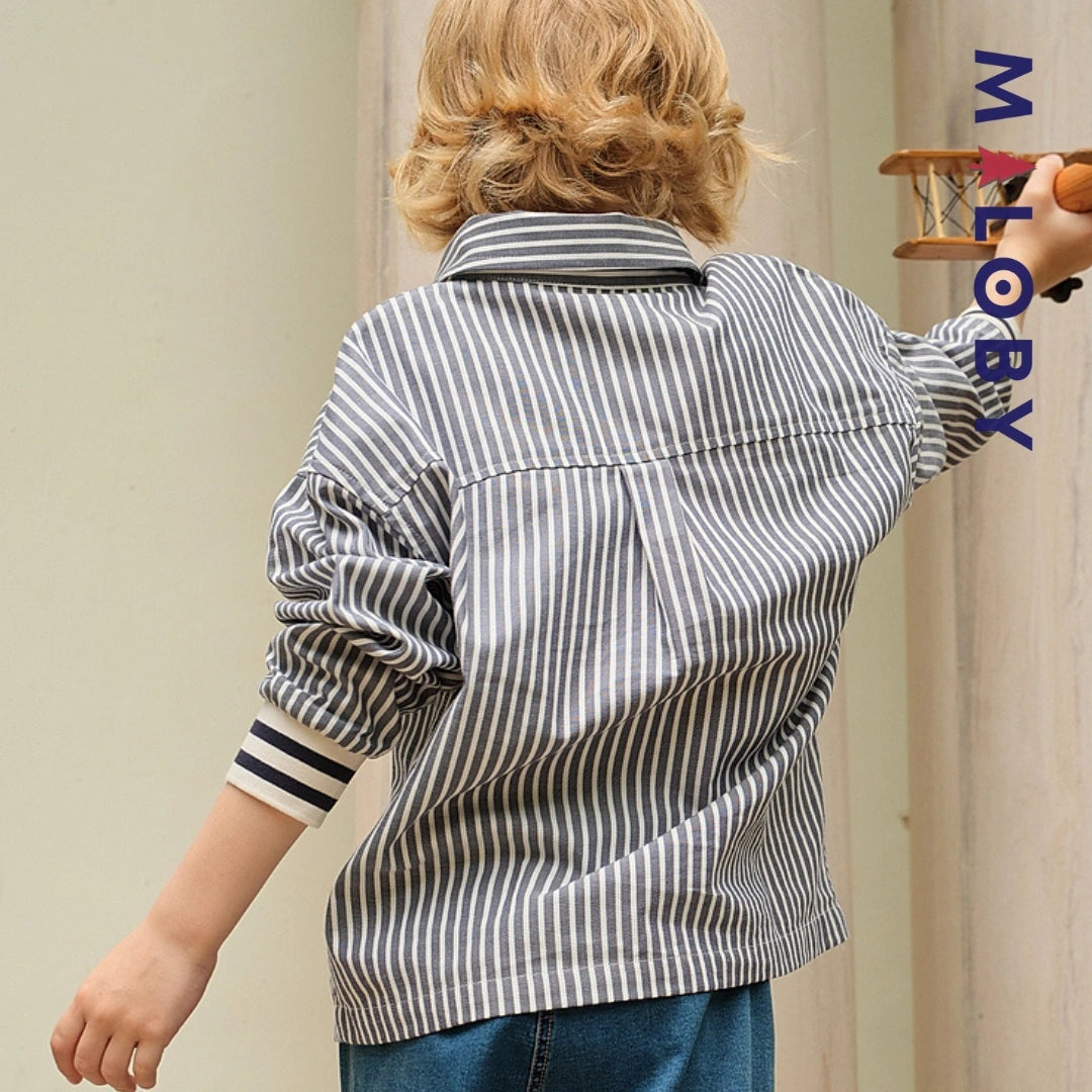 Chemise rayée en popeline pour garçon, parfaite pour les événements spéciaux et le quotidien.