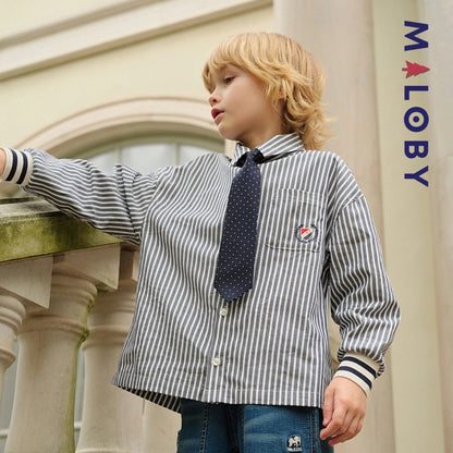 Chemise rayée en popeline pour garçon, parfaite pour les événements spéciaux et le quotidien.