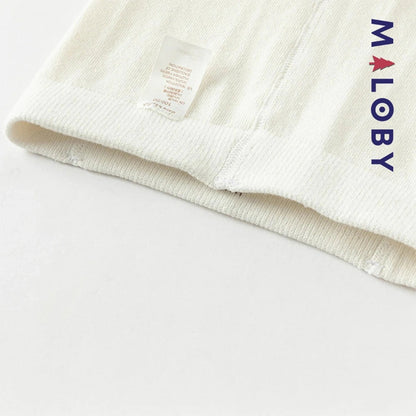 Collant épais motif cerise blanc pour fille, parfait pour les occasions spéciales et les looks décontractés.
