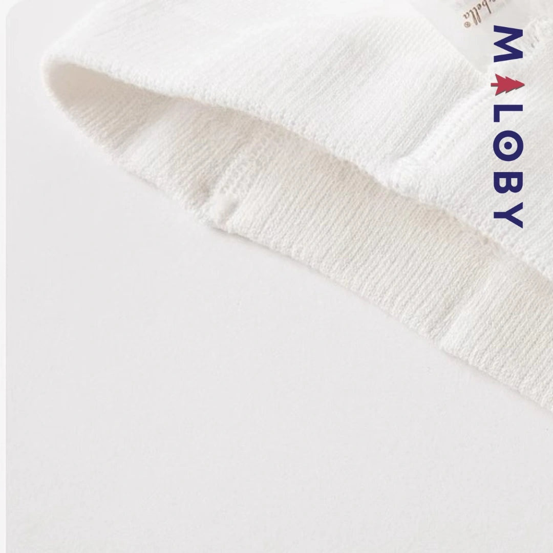 Collant épais rose à motifs pour fille, parfait pour les vêtements d'enfants.