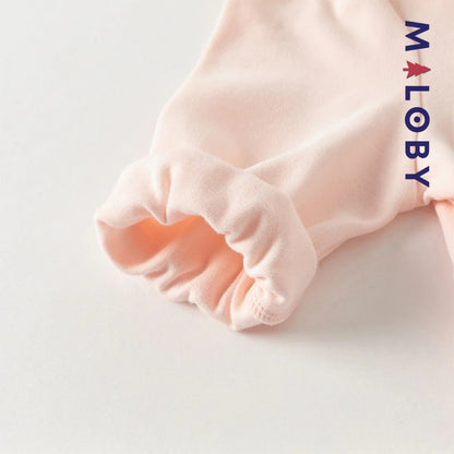 Combinaison antibactérienne rose pour bébé fille, idéale pour les vêtements enfants et les occasions spéciales.