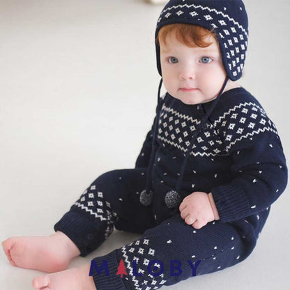 Combinaison en tricot jacquard pour bébé garçon, vêtement confortable et stylé.