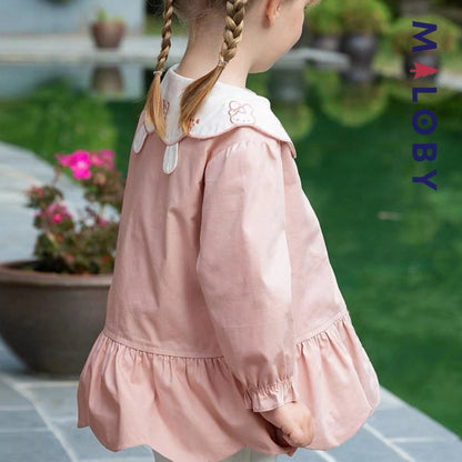 Trench à col fantaisie rose pour fille, parfait pour les anniversaires et les occasions spéciales.