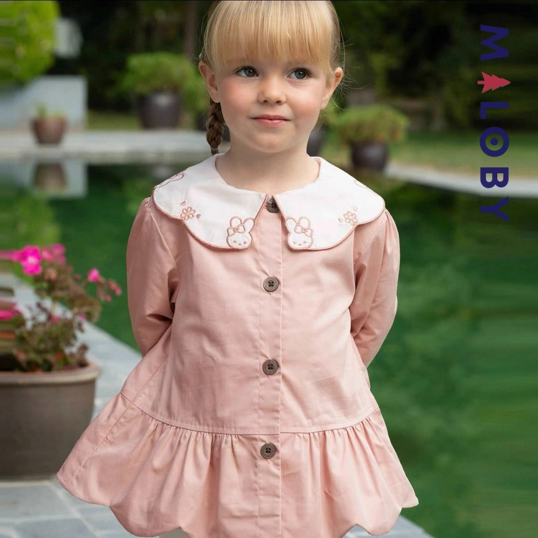 Trench à col fantaisie rose pour fille, parfait pour les anniversaires et les occasions spéciales.