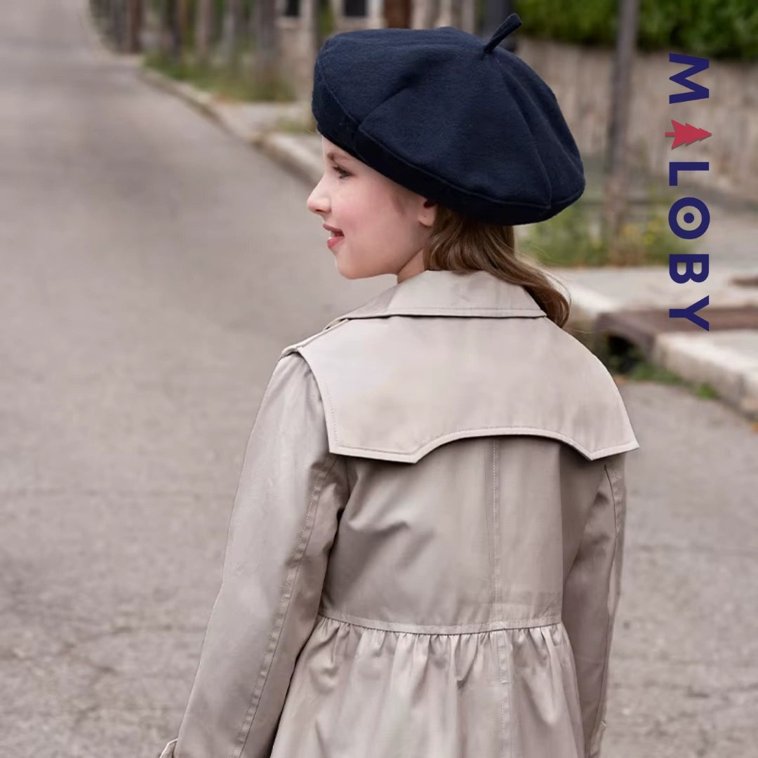 Trench uni beige pour fille, idéal pour les vêtements enfants et les anniversaires.