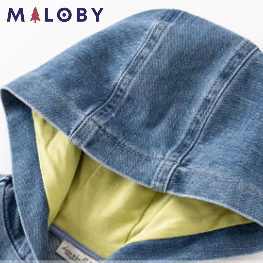 Veste denim à capuche pour garçon, idéale pour vêtements enfants et anti-allergiques.